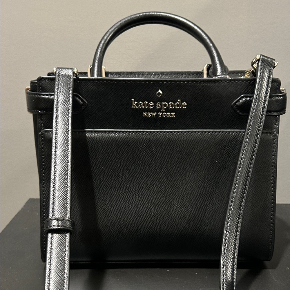 Kate Spade Cameron Street Small Candace Satchel in black saffiano leather